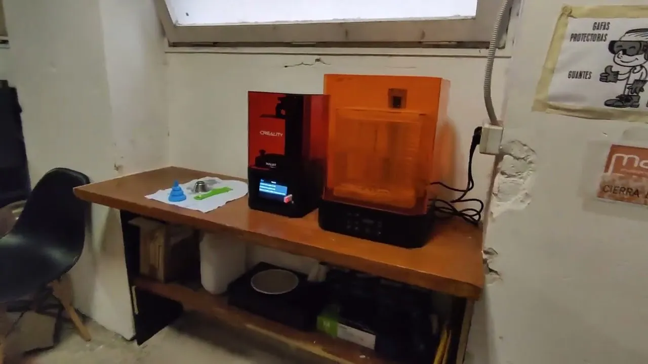 Drukarki 3D na stole warsztatowym